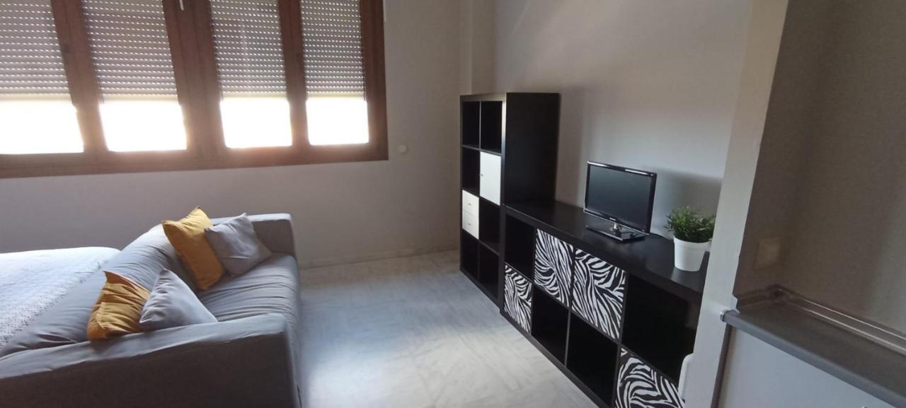 Apartamento Fibes Y Congresos Σεβίλλη Εξωτερικό φωτογραφία